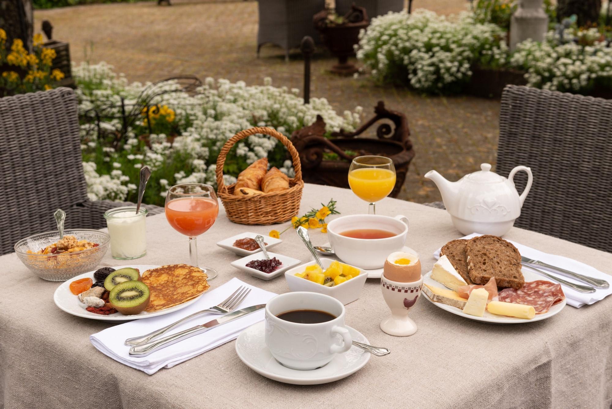 Domaine De Beaupre - Hotel The Originals Relais Guebwiller Ngoại thất bức ảnh